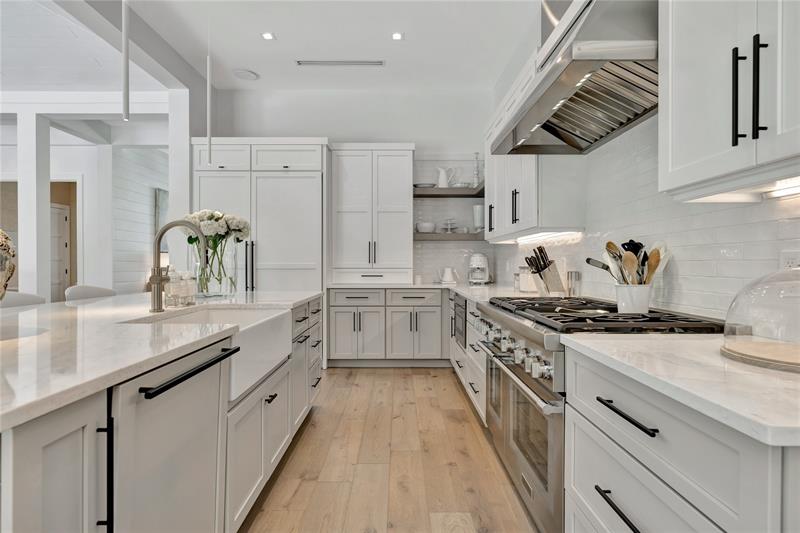 Image 14 of 70 For 109 9th St  