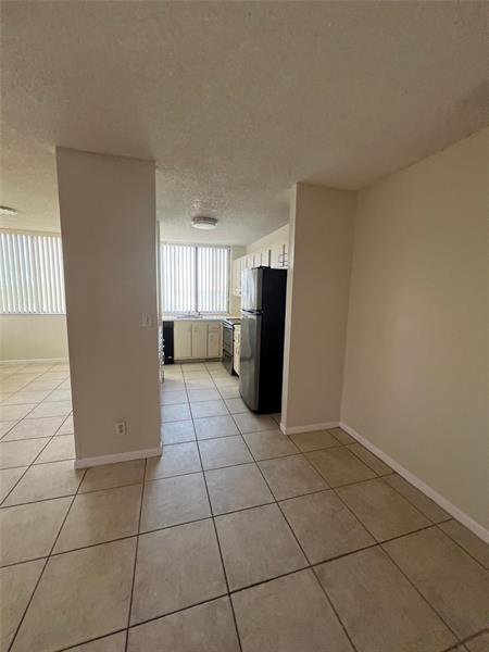 Image 5 of 24 For 4222 Inverrary Blvd  4715