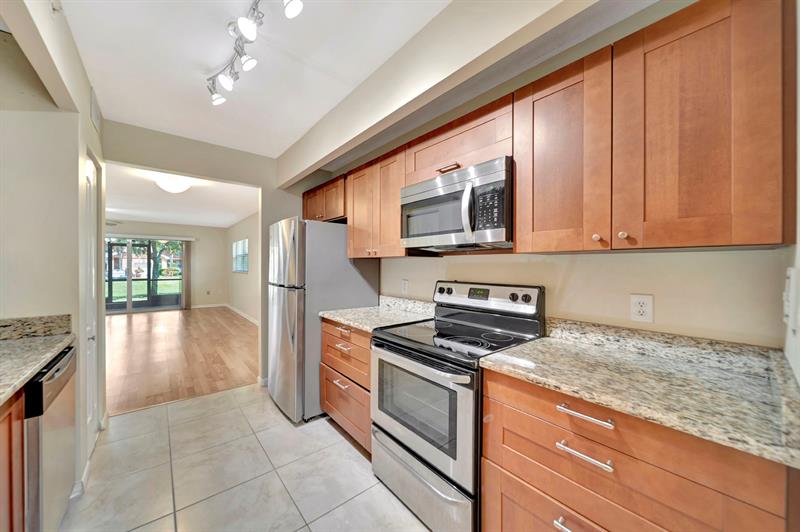 Image 25 of 54 For 601 142nd Ave  115q