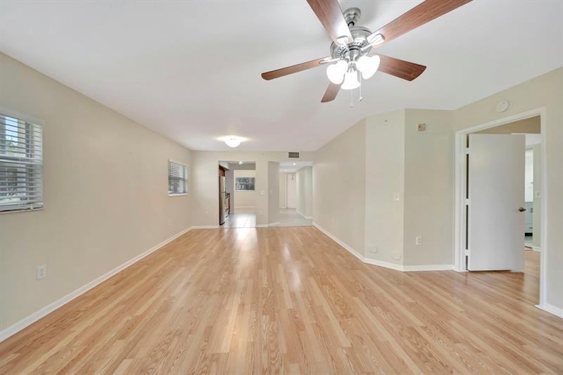 Image 31 of 54 For 601 142nd Ave  115q