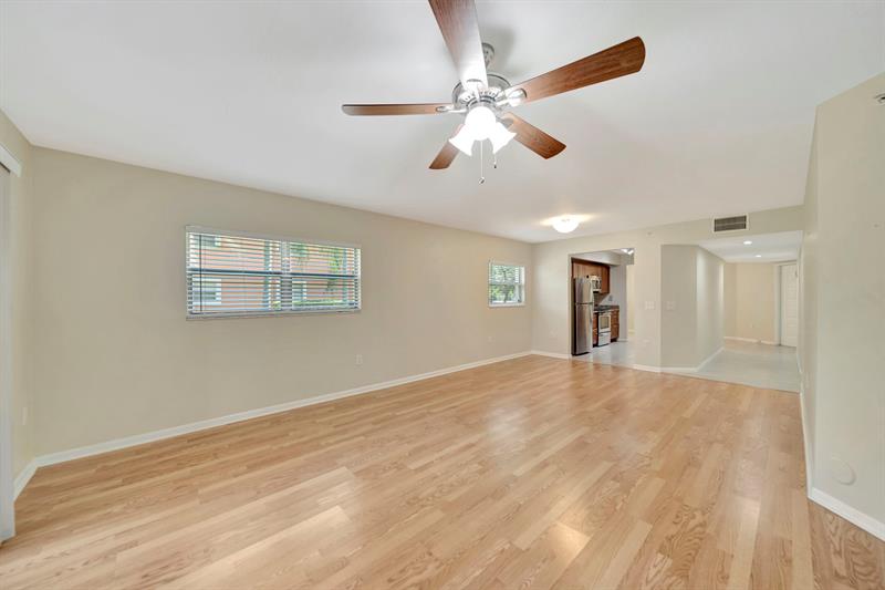 Image 32 of 54 For 601 142nd Ave  115q