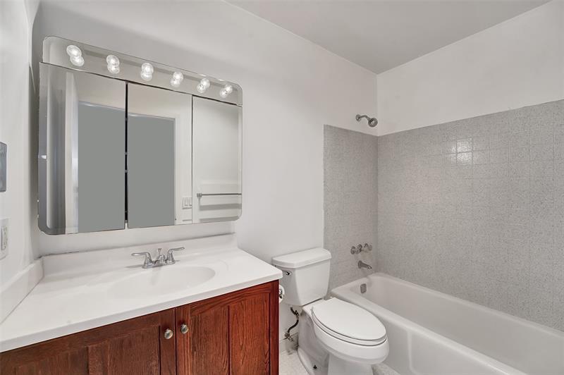 Image 14 of 28 For 6289 Lear Dr  403
