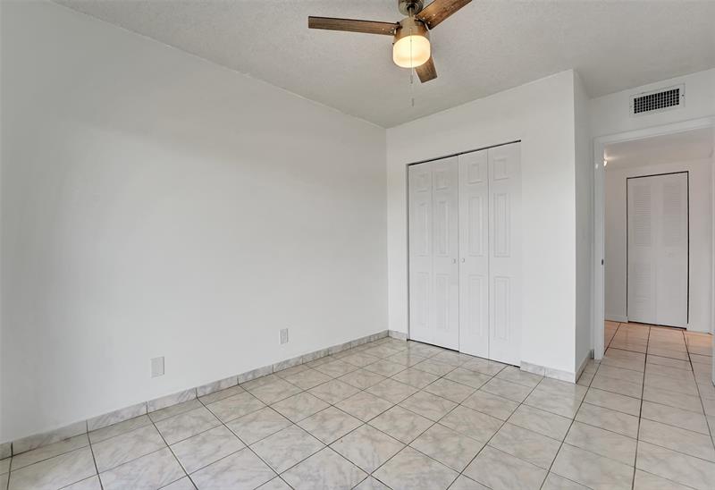 Image 19 of 28 For 6289 Lear Dr  403