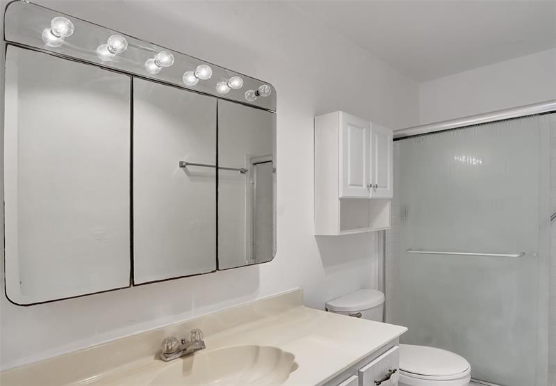 Image 21 of 28 For 6289 Lear Dr  403