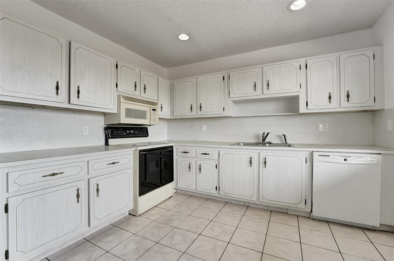 Image 8 of 28 For 6289 Lear Dr  403