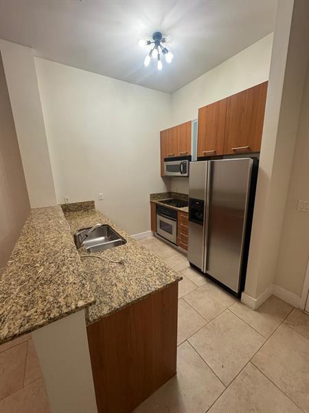 Image 3 of 14 For 9066 73rd Ct  305