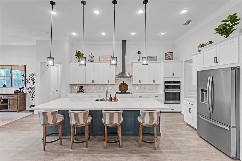 Image 4 of 51 For 9682 Captiva Cir
