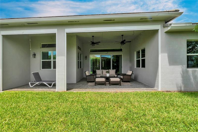 Image 41 of 51 For 9682 Captiva Cir