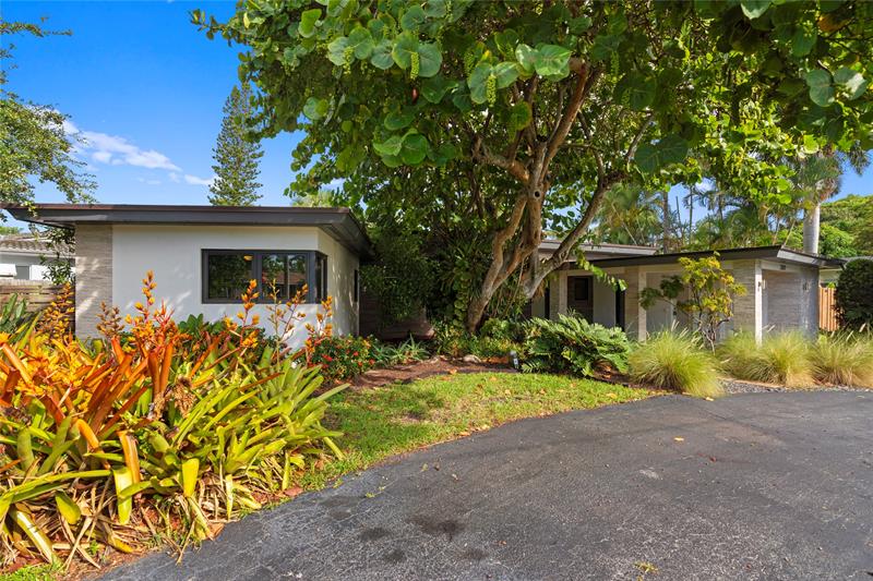 Image 4 of 35 For 2829 17th Ave