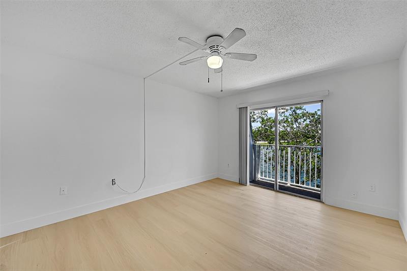Image 13 of 22 For 4122 61st Ave  8