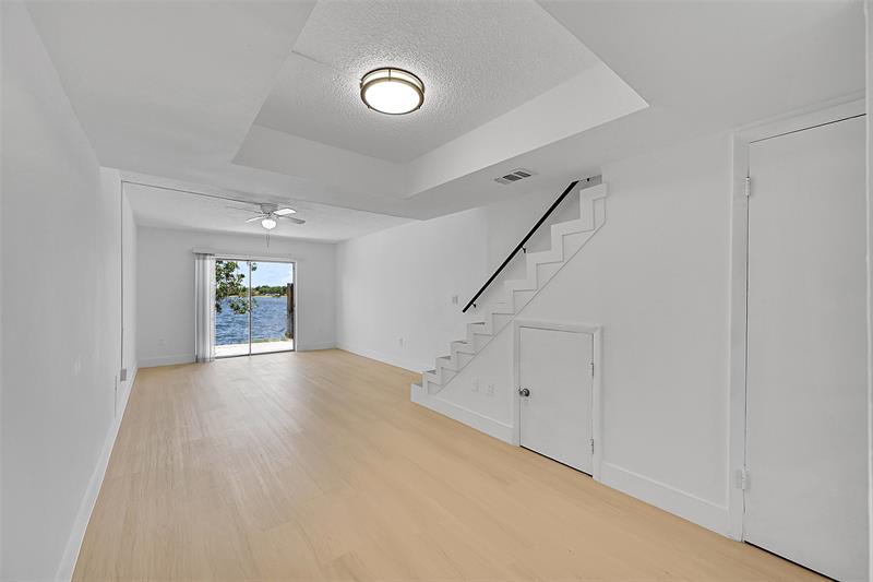 Image 8 of 22 For 4122 61st Ave  8