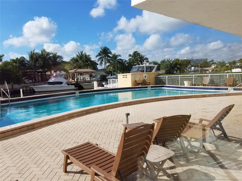 Image 22 of 36 For 2000 135th Street  605