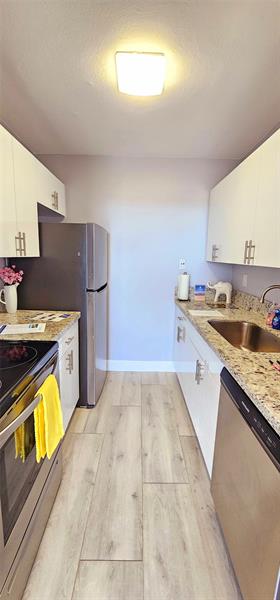 Image 4 of 36 For 2000 135th Street  605