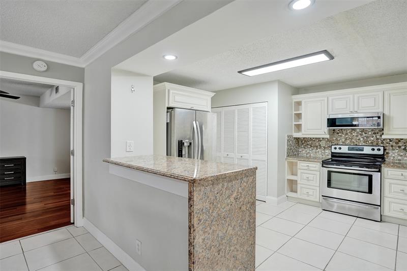 Details for 12215 Royal Palm Blvd  4q, Coral Springs, FL 33065