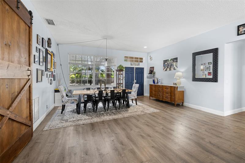 Image 10 of 37 For 5012 45th Ave