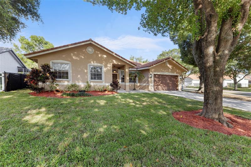 Image 7 of 37 For 5012 45th Ave