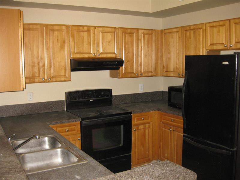 Image 3 of 11 For 15015 Michelangelo Blvd  201