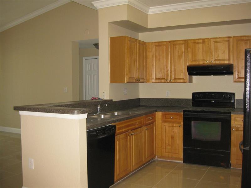 Image 4 of 11 For 15015 Michelangelo Blvd  201