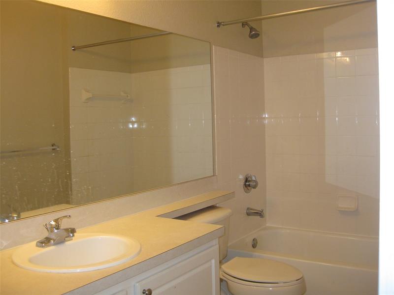 Image 9 of 11 For 15015 Michelangelo Blvd  201