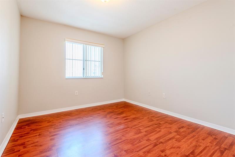 Image 17 of 28 For 1564 31st Ct