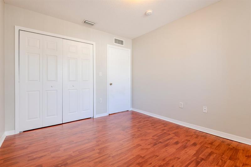 Image 18 of 28 For 1564 31st Ct