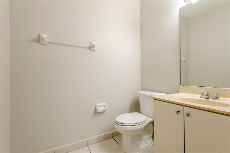 Image 24 of 28 For 1564 31st Ct