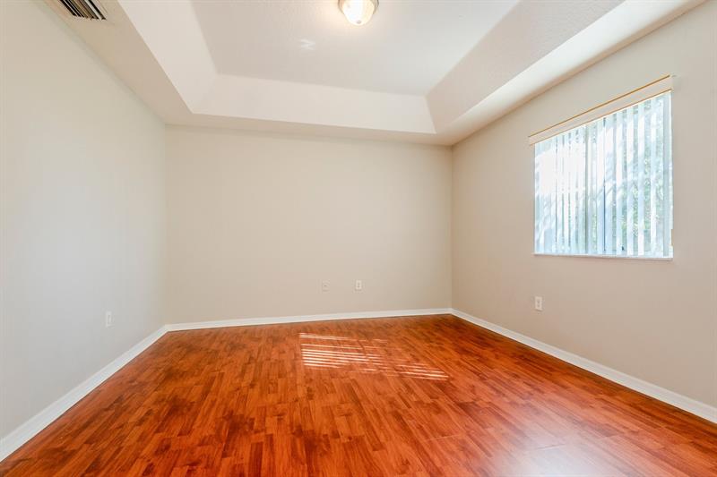 Image 9 of 28 For 1564 31st Ct