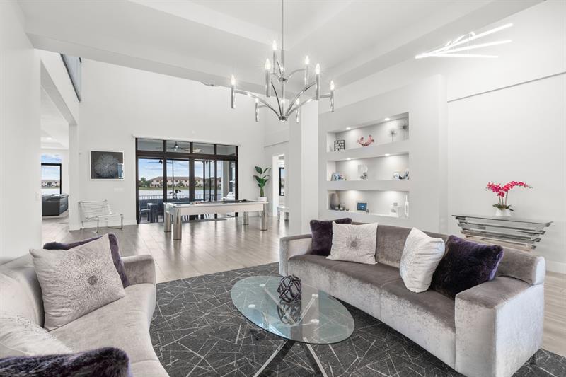 Image 14 of 74 For 8691 Waterview Ter