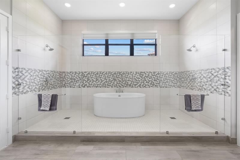 Image 22 of 74 For 8691 Waterview Ter