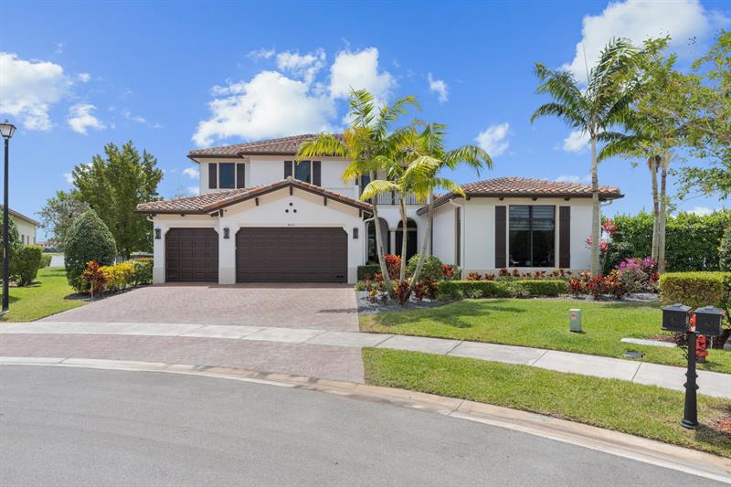 Image 3 of 74 For 8691 Waterview Ter