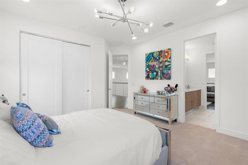 Image 36 of 74 For 8691 Waterview Ter
