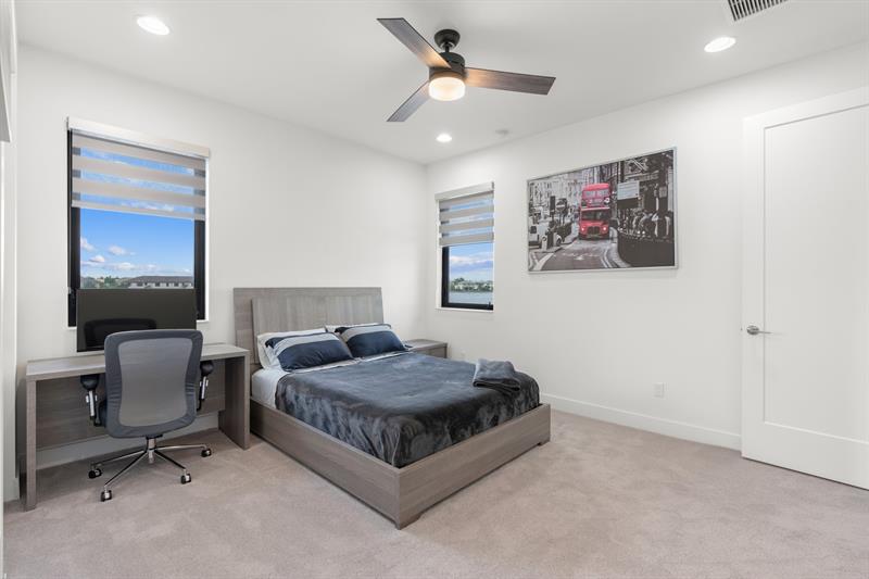 Image 42 of 74 For 8691 Waterview Ter