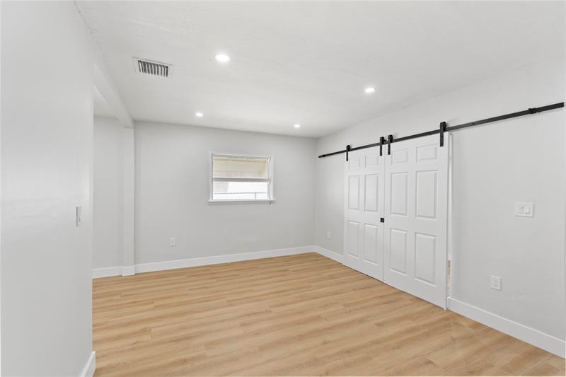 Image 4 of 17 For 1946 Rodman St