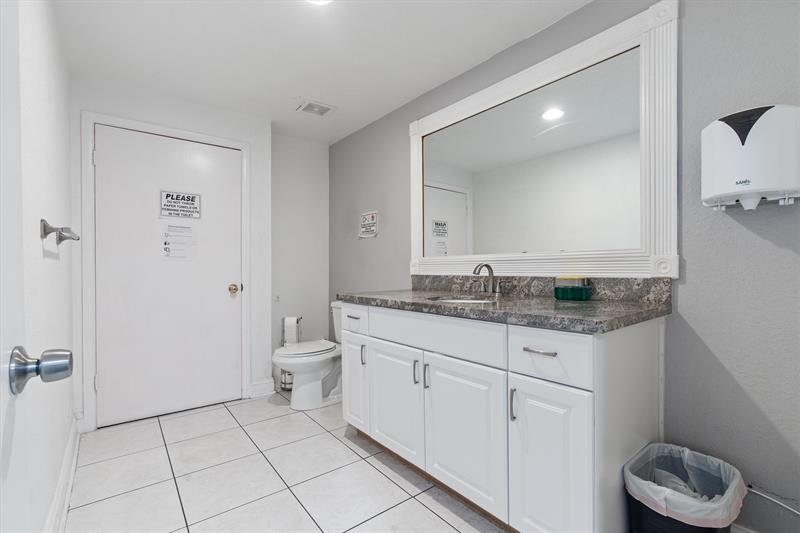 Image 10 of 22 For 120 Southridge Rd