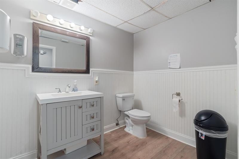 Image 9 of 22 For 120 Southridge Rd