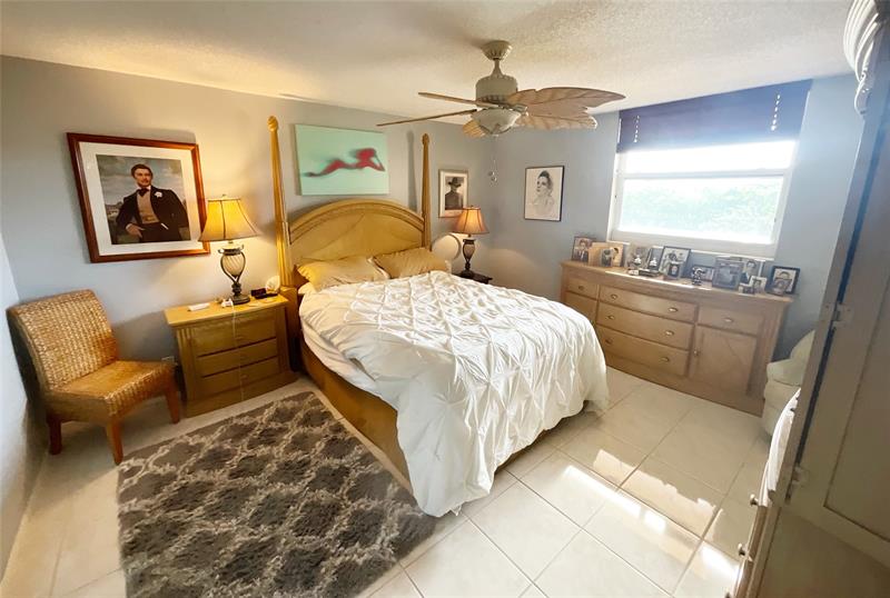 Image 20 of 55 For 6461 2nd Ave  5090