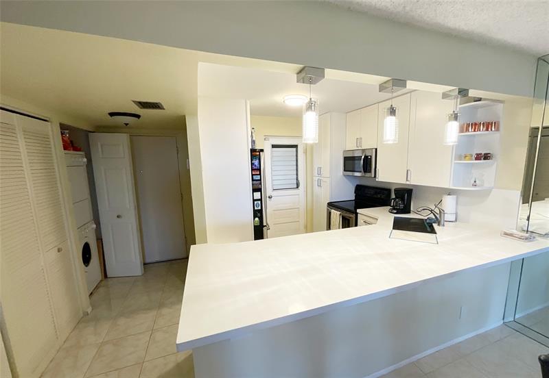 Image 4 of 55 For 6461 2nd Ave  5090