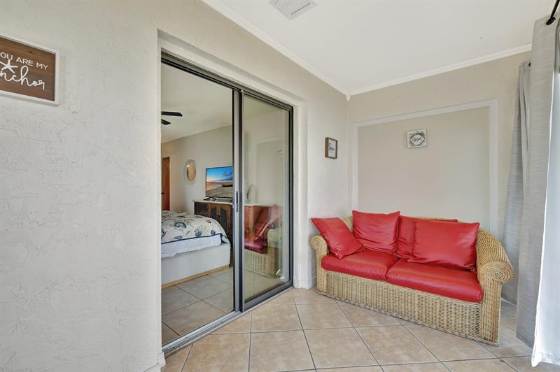 Image 19 of 41 For 1701 Bayshore Dr