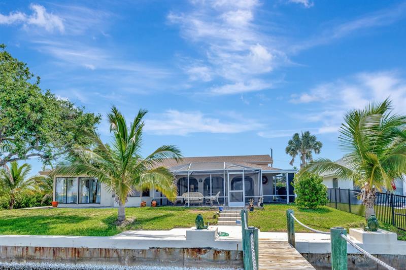 Image 34 of 41 For 1701 Bayshore Dr