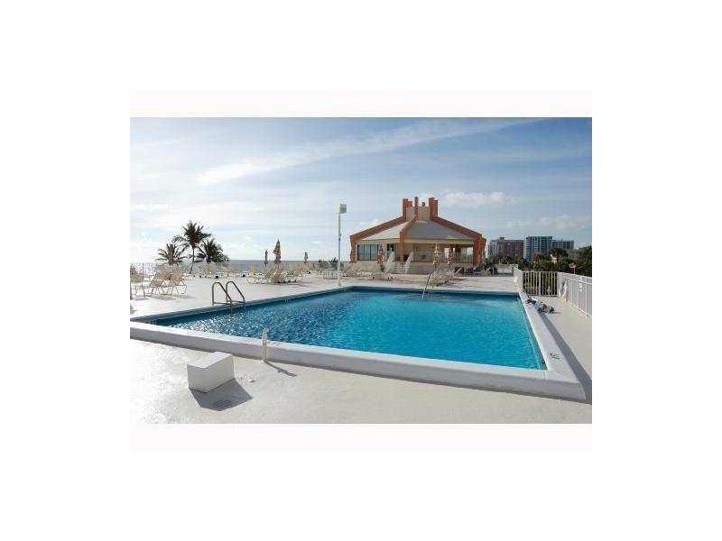 Image 19 of 30 For 101 Briny Ave  2402