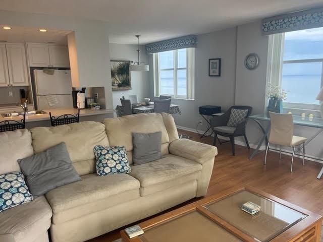 Image 6 of 30 For 101 Briny Ave  2402