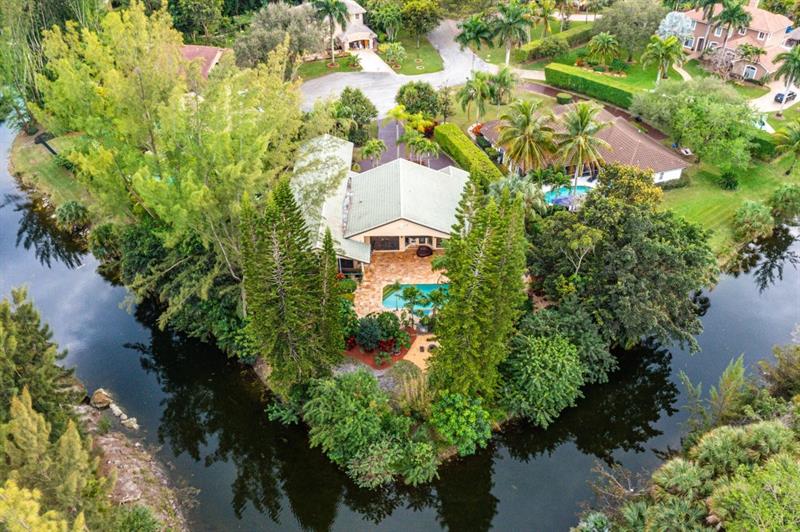 Details for 6011 69th Mnr, Parkland, FL 33067