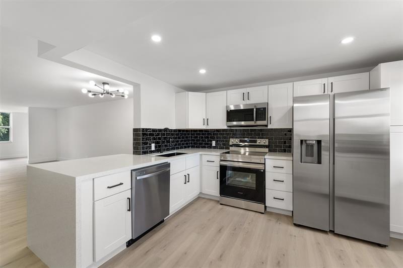 Details for 441 195th St  302, Miami, FL 33179