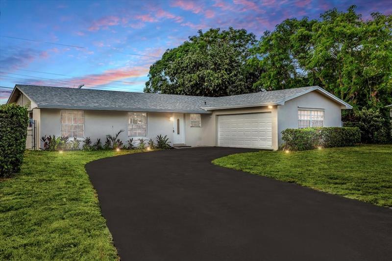 Details for 1204 Wynnewood Dr, West Palm Beach, FL 33417