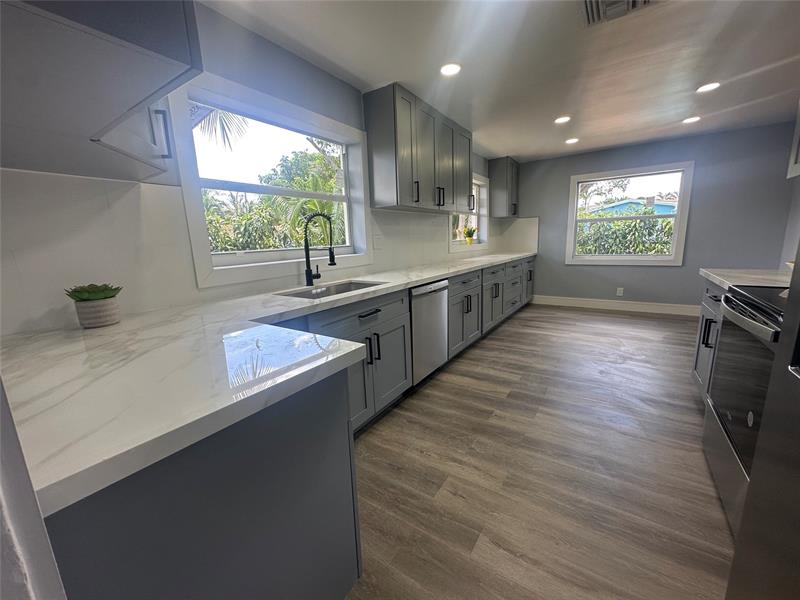 Details for 6921 8th Ct  , North Lauderdale, FL 33068