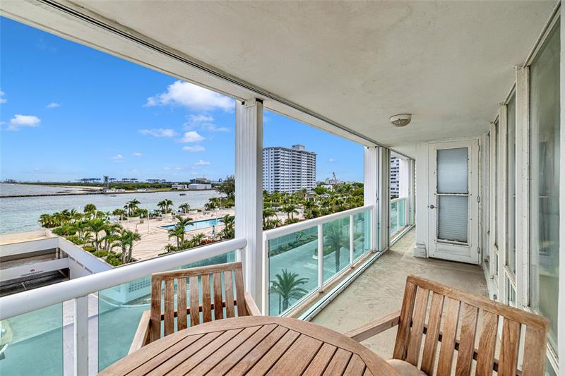 Image 6 of 29 For 2100 Ocean Ln  411