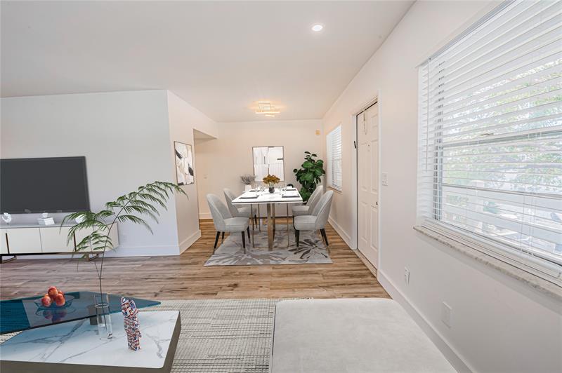 Image 19 of 58 For 2100 Diana Dr  310