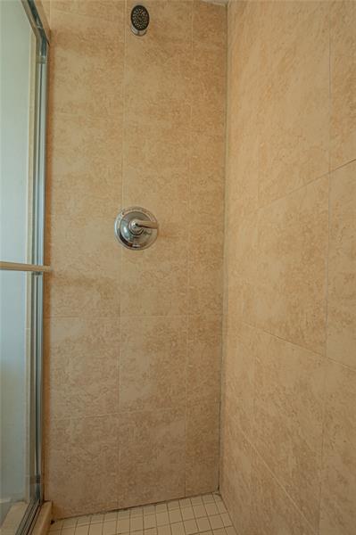 Image 39 of 58 For 2100 Diana Dr  310