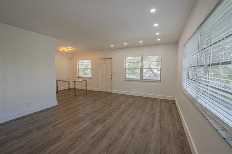 Image 47 of 58 For 2100 Diana Dr  310