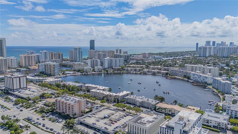 Image 49 of 58 For 2100 Diana Dr  310